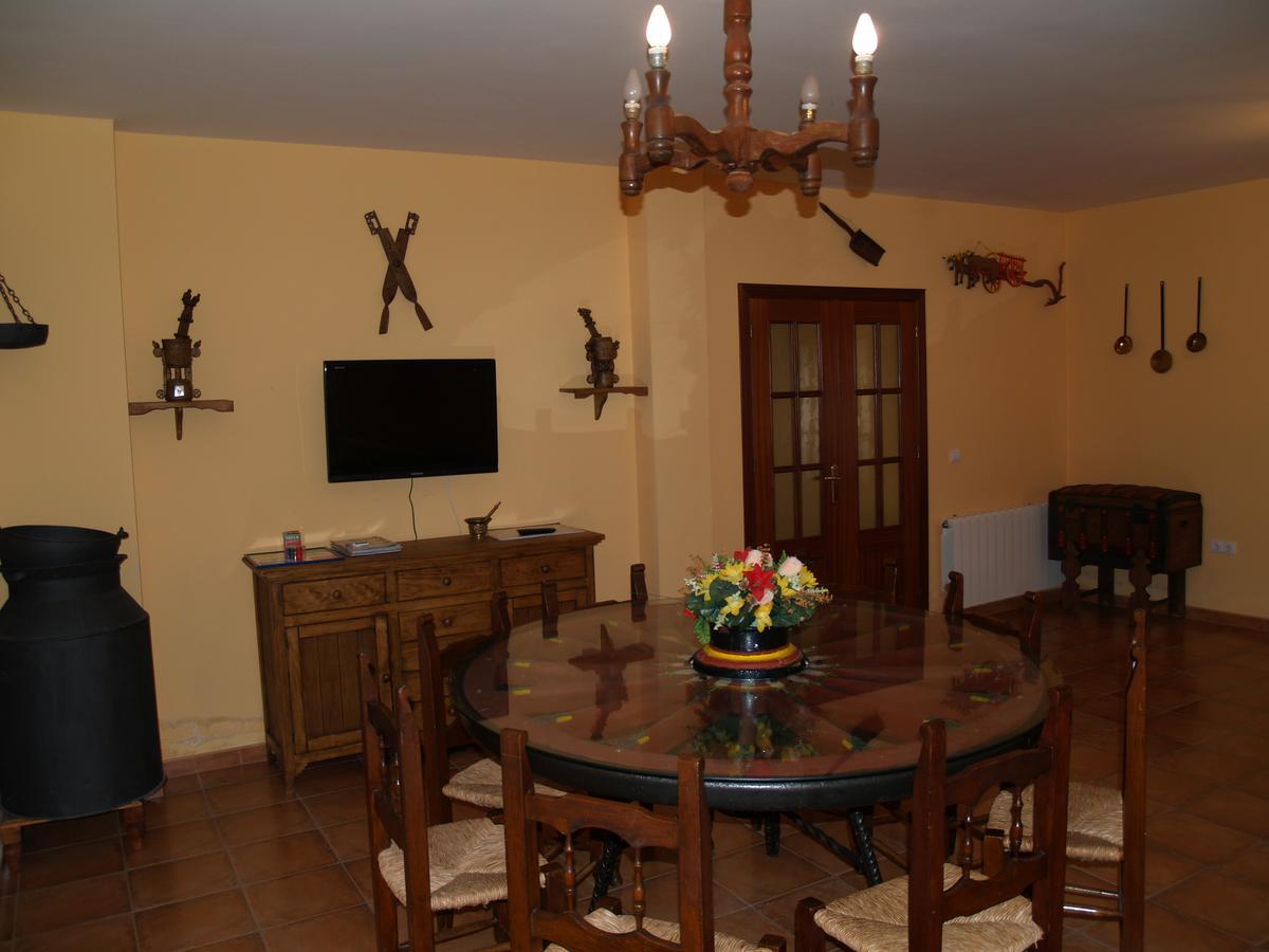 Casa Rural El Botanico Casatejada Luaran gambar